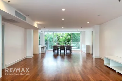 spacious-4br-pet-friendly-condo-in-ekkamai-or-close-to-st-andrews-and-bts-920071001-15183