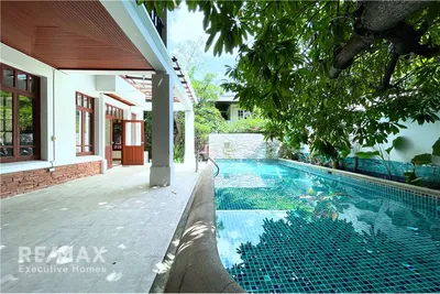 spacious-620sqm-pool-villa-with-4-bedrooms-in-ekkamai-ideal-for-home-or-business-and-pet-friendly-920071001-15197
