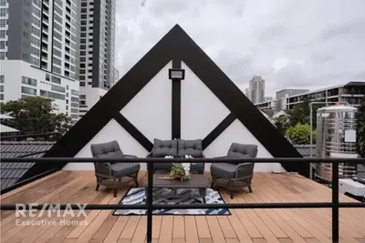 spacious-300sqm-pet-friendly-townhouse-in-prime-phrom-phong-location-920071001-15241