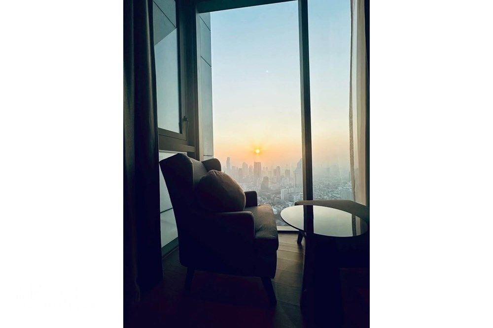 2BR Condo for Rent at Magnolias Waterfront Residences - River View, 6 Mins Walk to BTS Charoen Nakhon 9