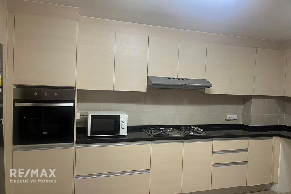 伦披尼公园那那站公寓250平方米3室3卫出租 7