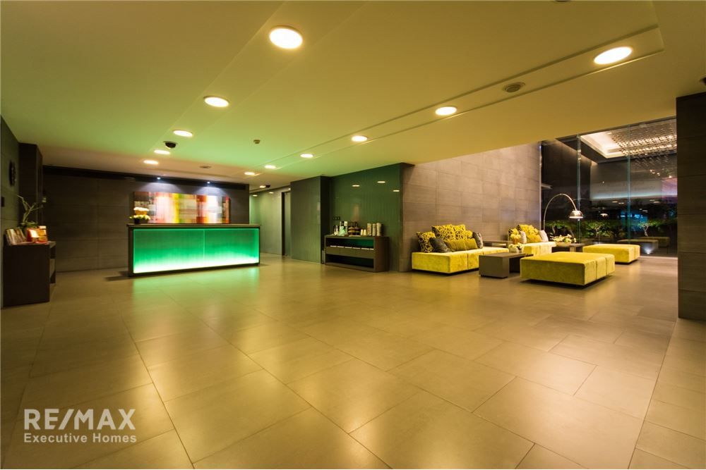 Spacious 3BR Condo for Rent | 167sqm | Sukhumvit 19 | Near BTS Asoke | 120K 28