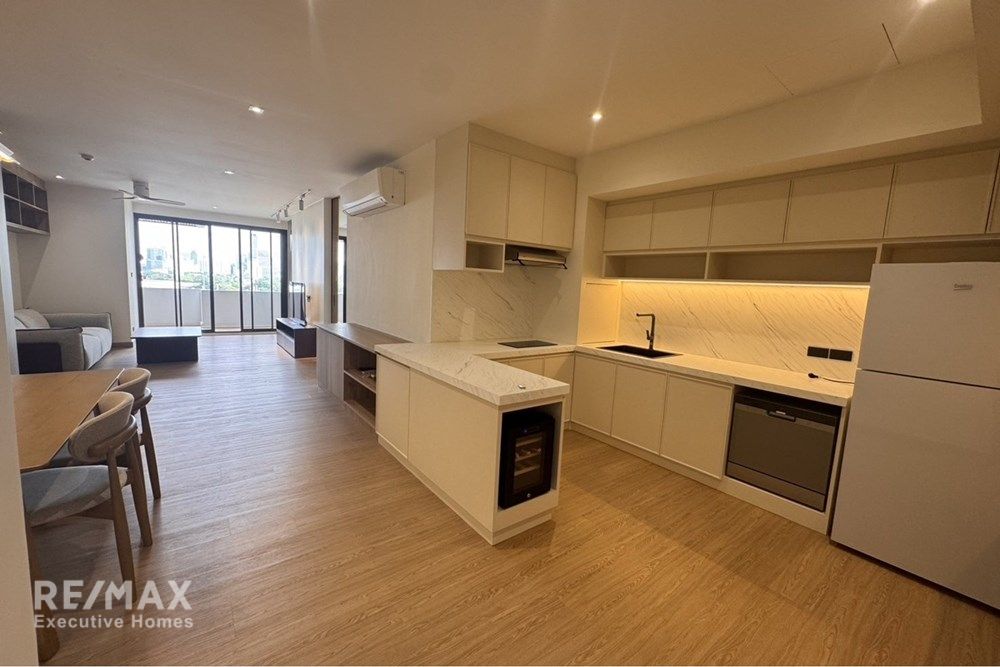 Lake Avenue公寓96平方米1室1卫出租 4