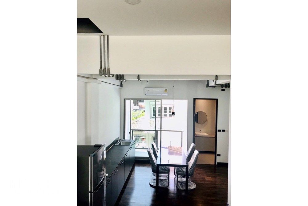 Spacious 3BR Townhouse for Sale in Prompak Place Thonglor - 180sqm with Tenant 2