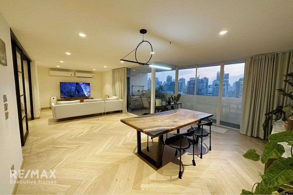 High-Floor 2BR Condo for Rent at 89K | 139sqm in Sukhumvit 39 | Proximity to International Schools 2