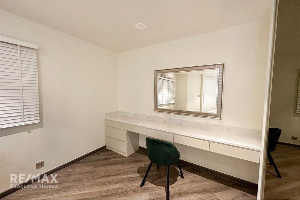 High-Floor 2BR Condo for Rent at 89K | 139sqm in Sukhumvit 39 | Proximity to International Schools 8