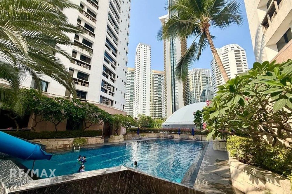 Renovated 31BR Condo for Rent at 110K in Sukhumvit 24 - 13 Mins Walk to MRT Queen Sirikit 17