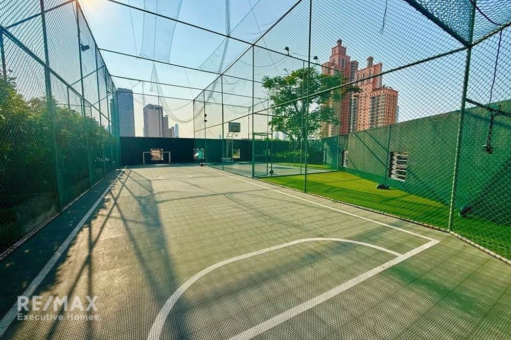 Renovated 31BR Condo for Rent at 110K in Sukhumvit 24 - 13 Mins Walk to MRT Queen Sirikit 18