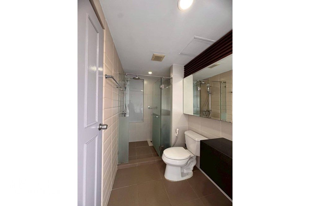 3BR Family Suite with Huge Garden for Rent - 250sqm in Phrom Phong - 90K 10
