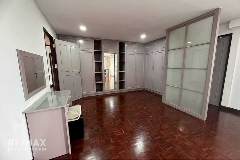 3BR Family Suite with Huge Garden for Rent - 250sqm in Phrom Phong - 90K 9