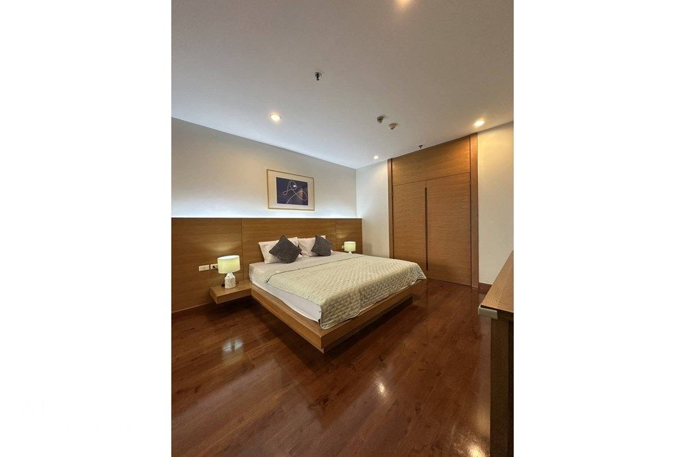 Duplex Condo for Rent 75K | 150sqm, 21BR | 250m to BTS Asoke | Close to NIST 11