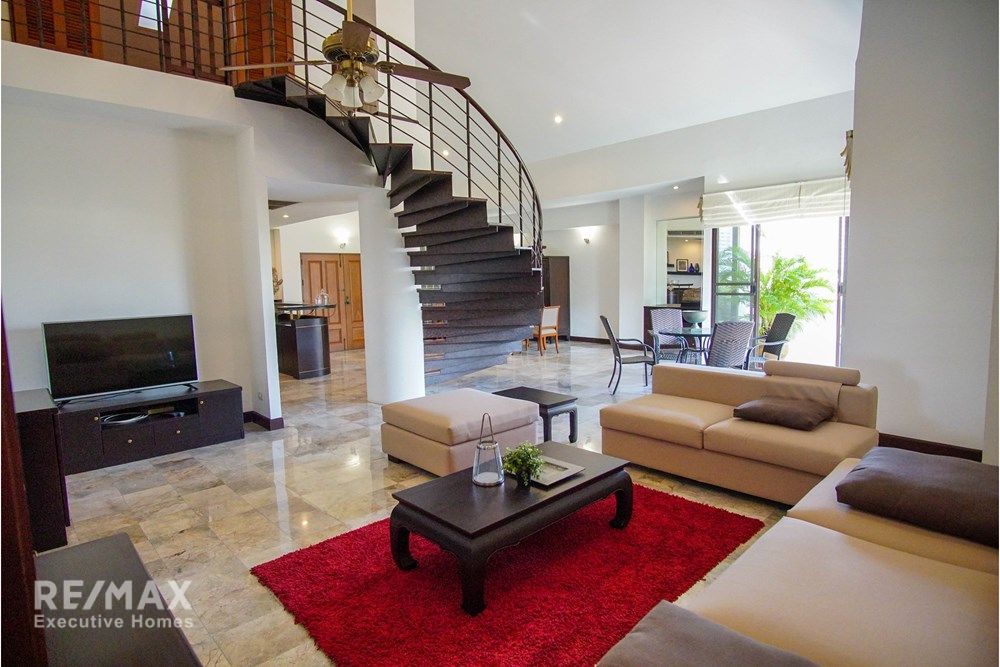 Luxury 4BR Duplex Condo with Study for Rent 130K | 420sqm | BTS Phrom Phong 3