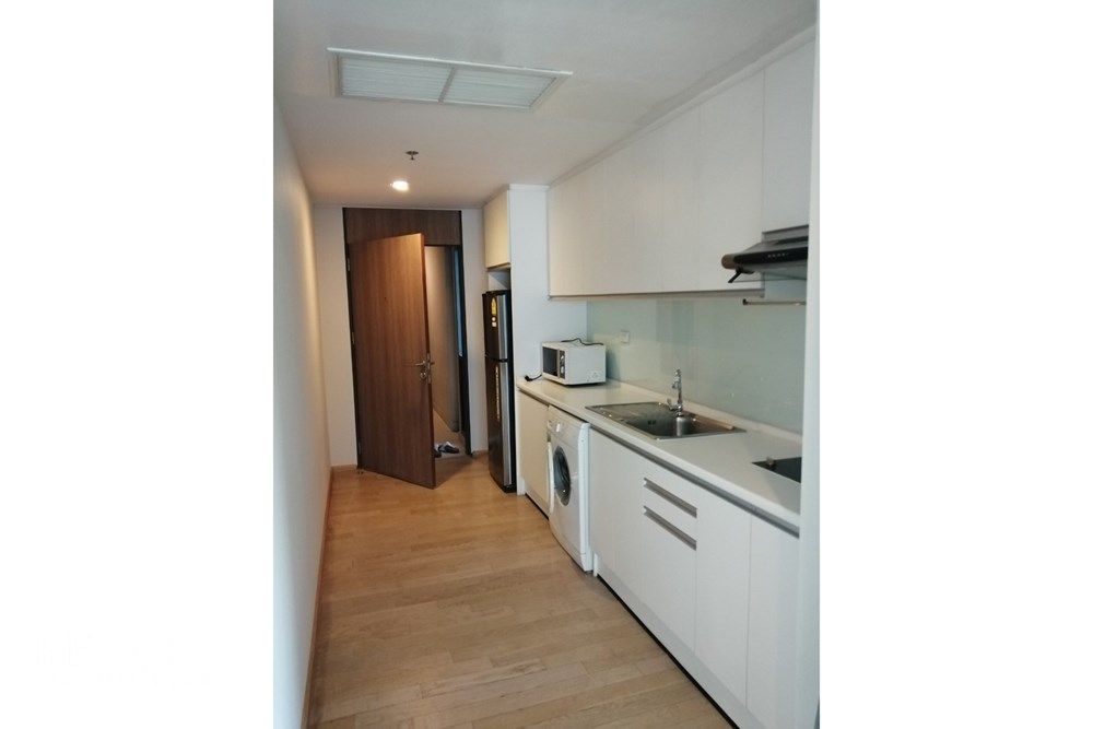 Spacious 62sqm Corner Condo for Rent at Noble Remix Thonglor with Direct BTS Access - 40K 3