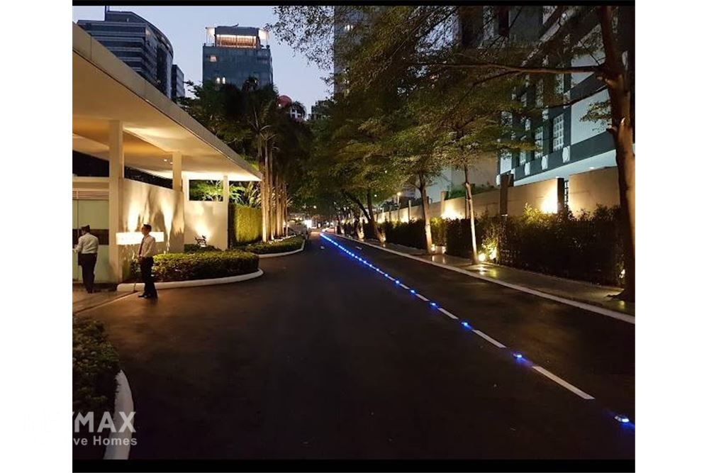 Spacious 21BR Condo for Rent at 60K | 236sqm in Sathon, Close to MRT & Lumpini Park 15