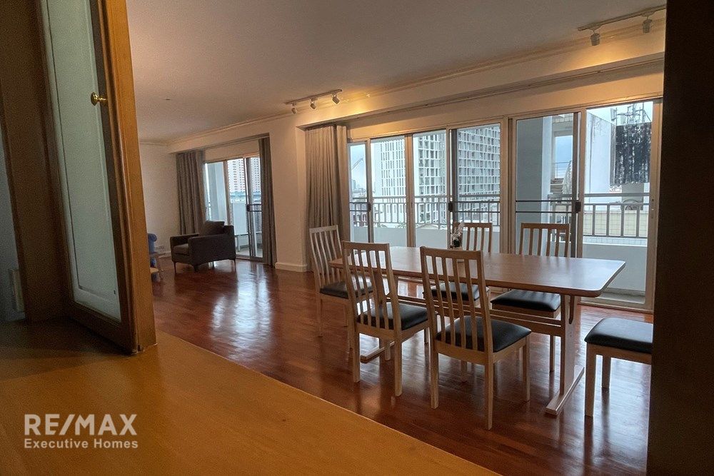 Spacious 21BR Condo for Rent at 60K | 236sqm in Sathon, Close to MRT & Lumpini Park 2