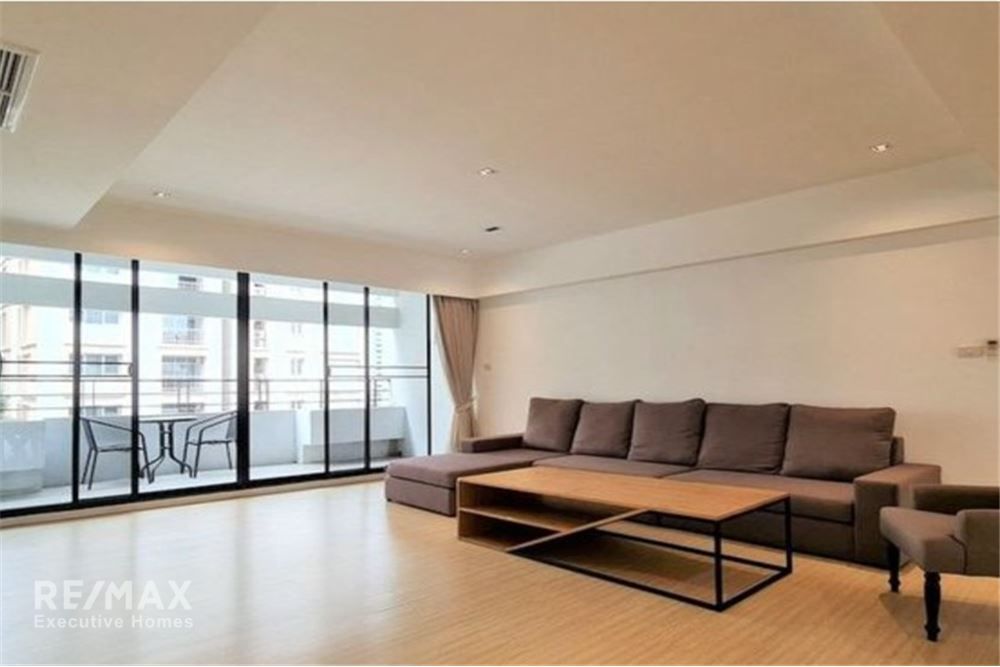 3BR Pet-Friendly Condo for Rent in Asoke near BTS & Terminal 21 - 100K 2