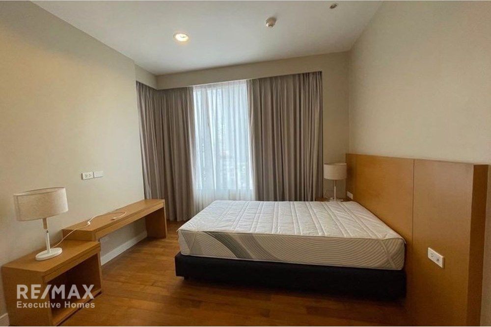 Spacious 3BR Condo with Study for Rent in Hampton Thonglor - 232sqm, 18 mins Walk to BTS Thong Lo 8
