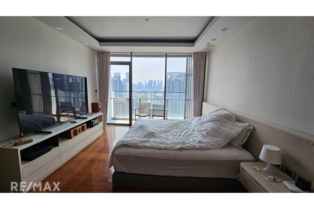 鹏蓬站Aequa Sukhumvit 49公寓481平方米4室4卫出租 16