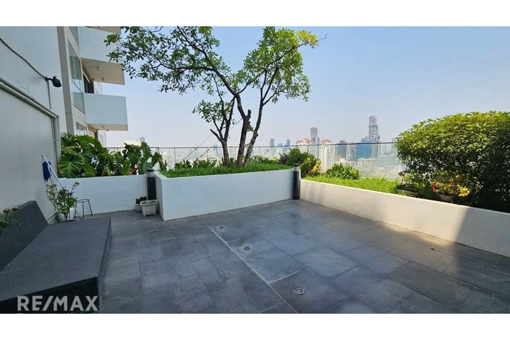 鹏蓬站Aequa Sukhumvit 49公寓481平方米4室4卫出租 2