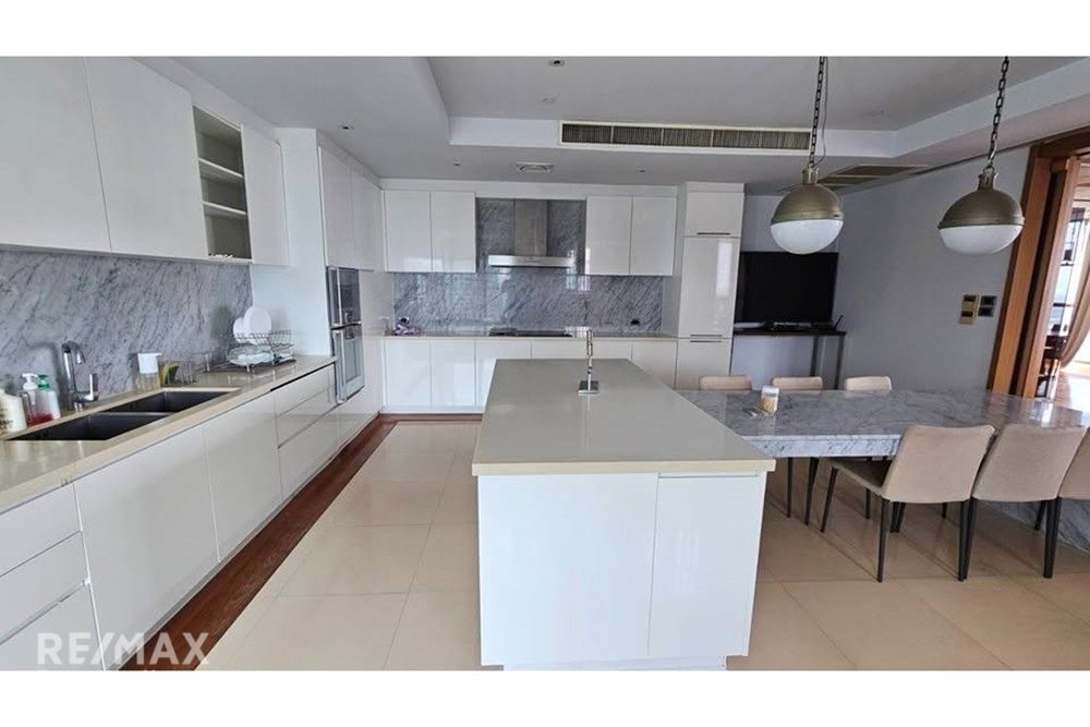 鹏蓬站Aequa Sukhumvit 49公寓481平方米4室4卫出租 3