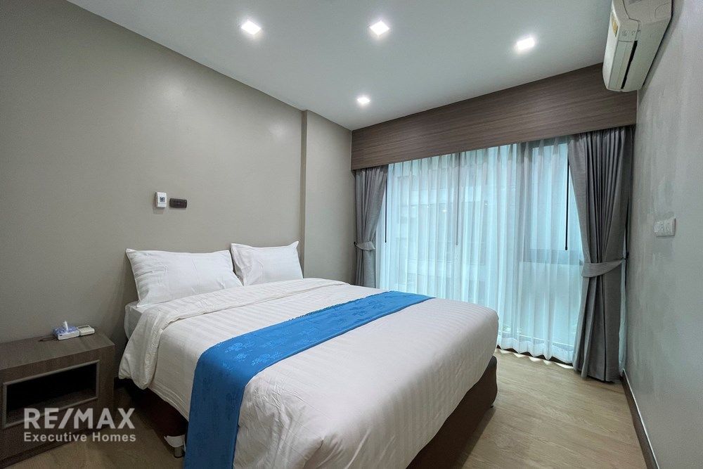 Luxury 3BR Condo with Office in Art Thonglor - 125sqm, Pet-Friendly, 18.5M Sale 12