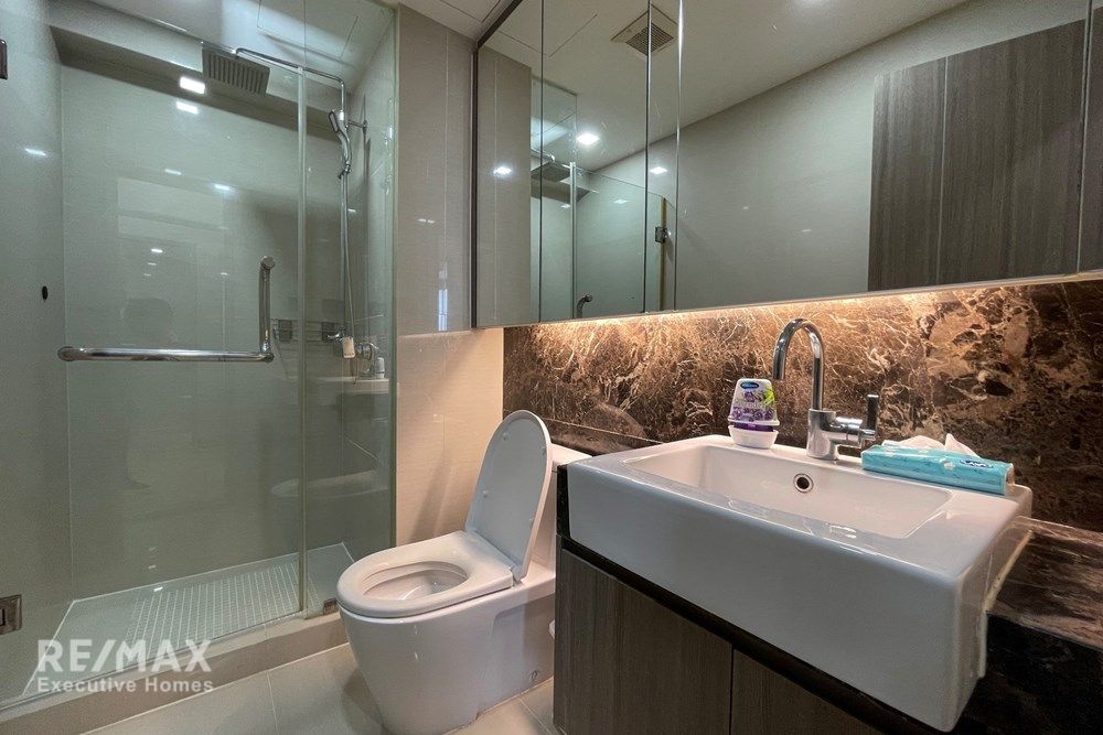 Luxury 3BR Condo with Office in Art Thonglor - 125sqm, Pet-Friendly, 18.5M Sale 13