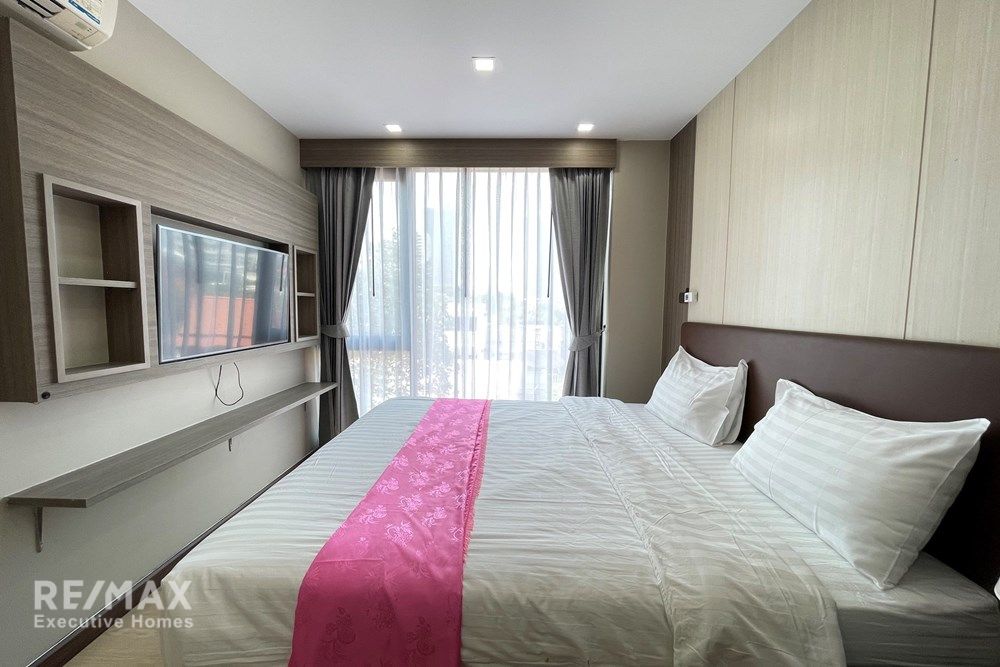 Luxury 3BR Condo with Office in Art Thonglor - 125sqm, Pet-Friendly, 18.5M Sale 9