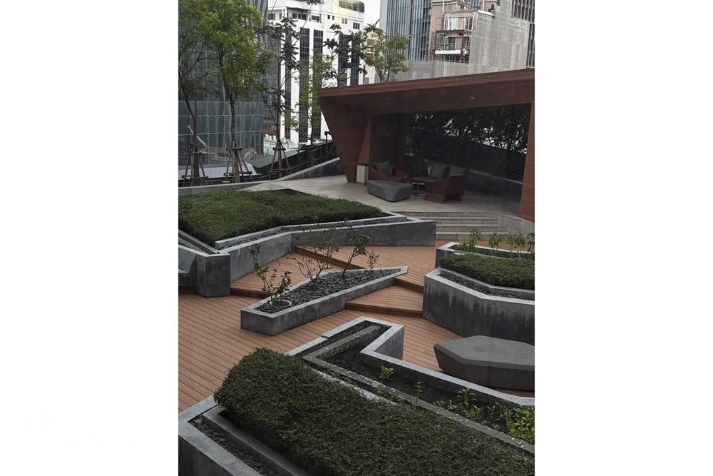 2BR Pet-Friendly Condo for Rent at MARQUE Sukhumvit - 2 Mins Walk to BTS Phrom Phong 9