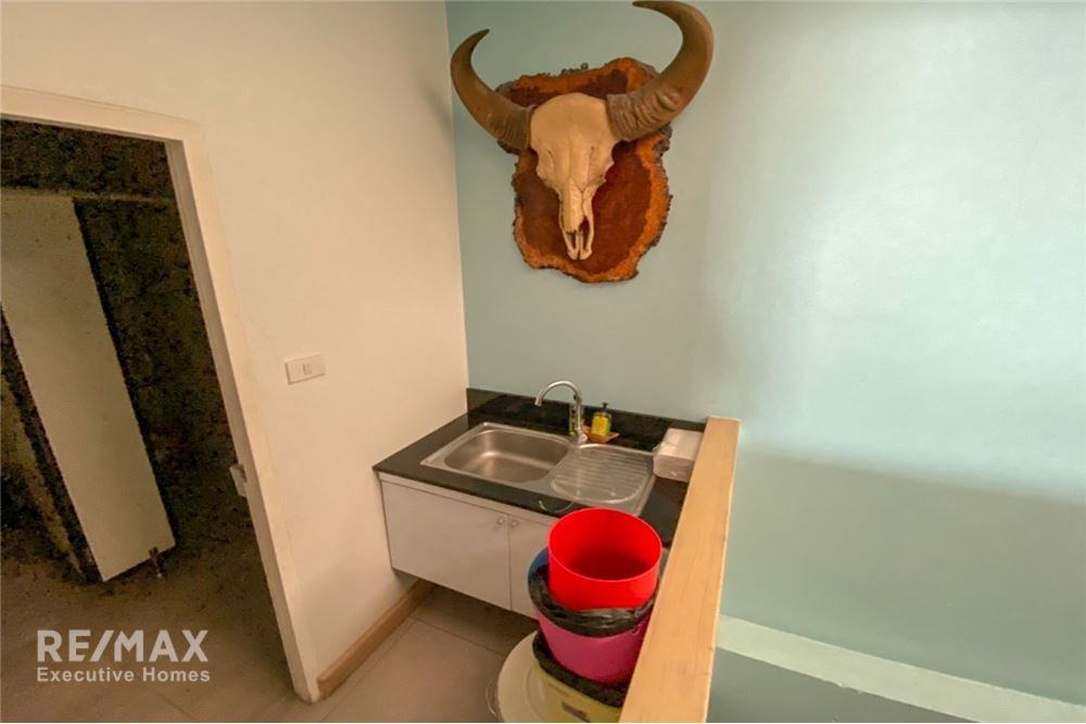 240sqm Home Office Townhouse for Rent at Asoke-Sukhumvit | Company Registration Allowed | 150K 13