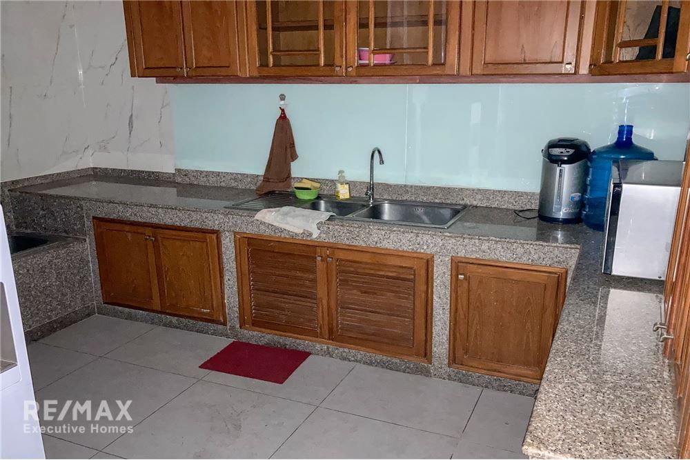 240sqm Home Office Townhouse for Rent at Asoke-Sukhumvit | Company Registration Allowed | 150K 15