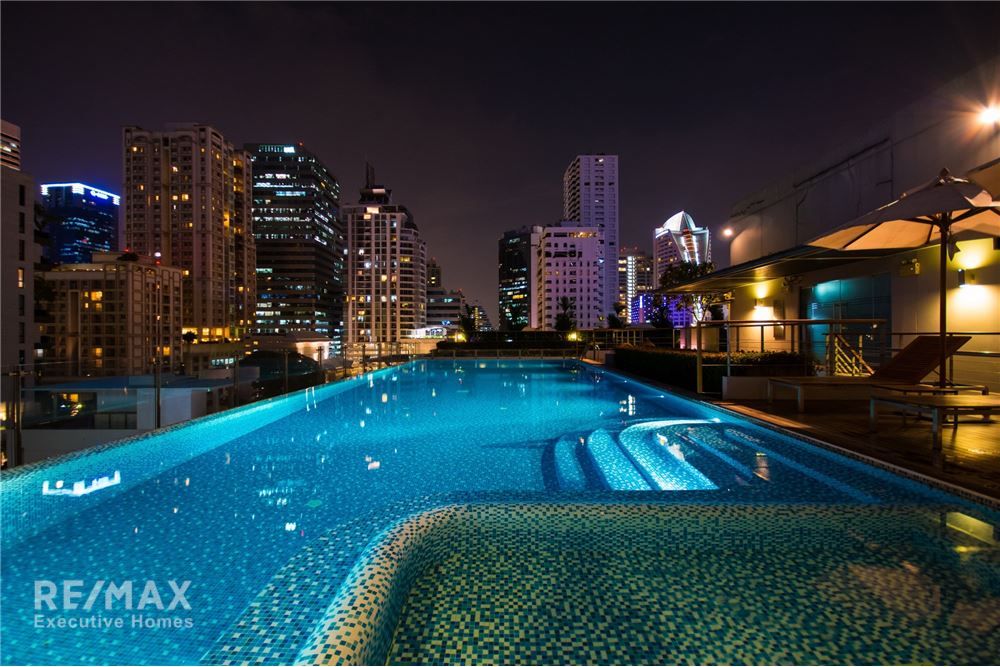 Spacious 2BR Condo for Rent in Sukhumvit 19 - 128sqm, 450m to BTS Asoke, 78K 17