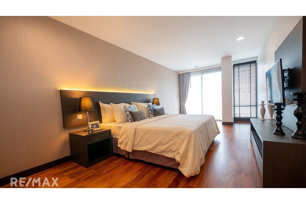 Spacious 2BR Condo for Rent in Sukhumvit 19 - 128sqm, 450m to BTS Asoke, 78K 7
