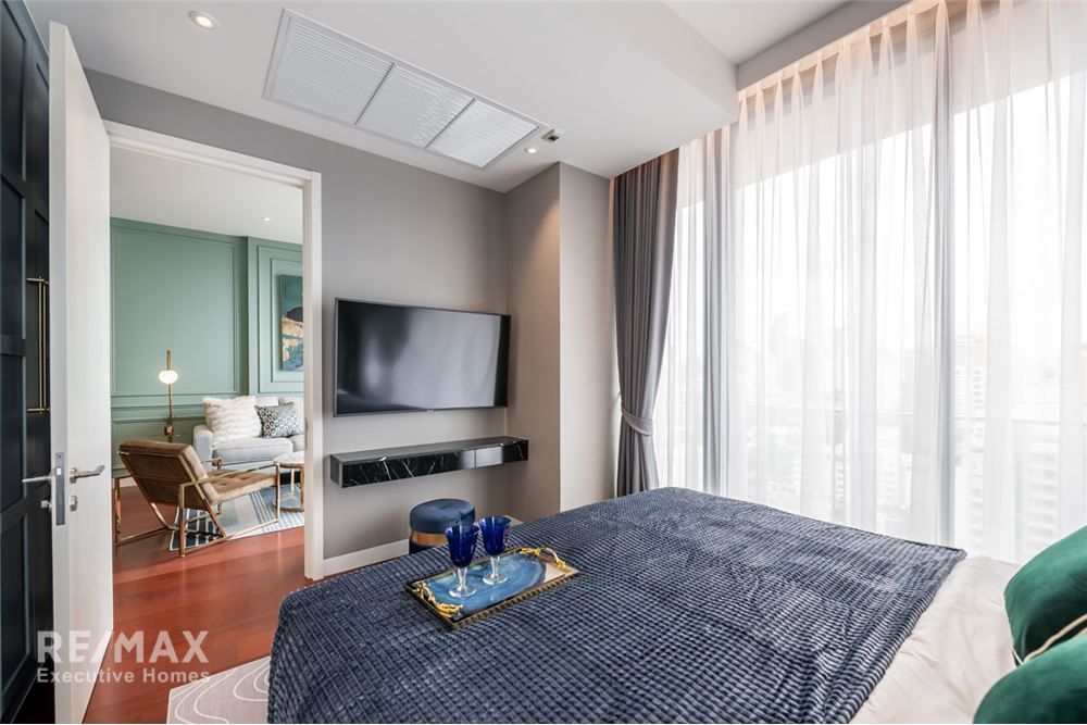 Designer 2BR Condo at KHUN by YOO | 82sqm | 17th Floor | 17 mins Walk to BTS Thong Lo | Rent 120K 18