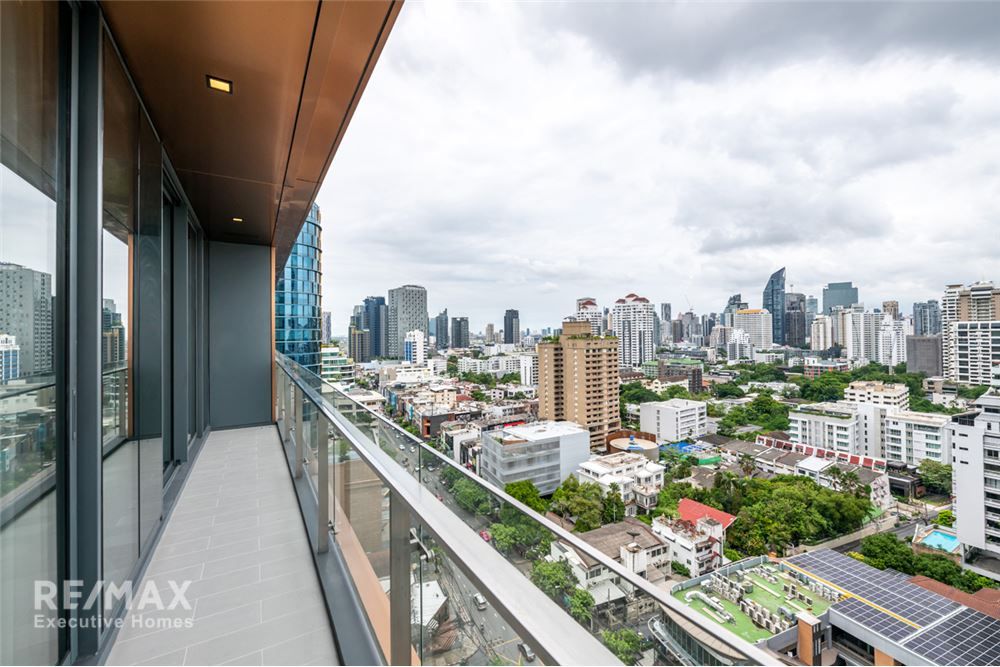 Designer 2BR Condo at KHUN by YOO | 82sqm | 17th Floor | 17 mins Walk to BTS Thong Lo | Rent 120K 30