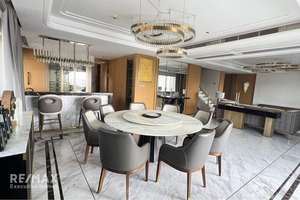 Luxury 371sqm Sky Villa with Private Pool for Rent at Le Raffine 24, 10 mins Walk to BTS Phrom Phong 3