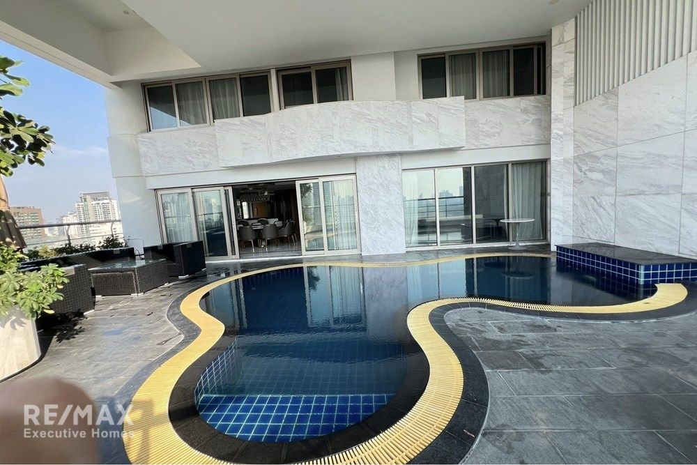 Luxury 371sqm Sky Villa with Private Pool for Rent at Le Raffine 24, 10 mins Walk to BTS Phrom Phong 5