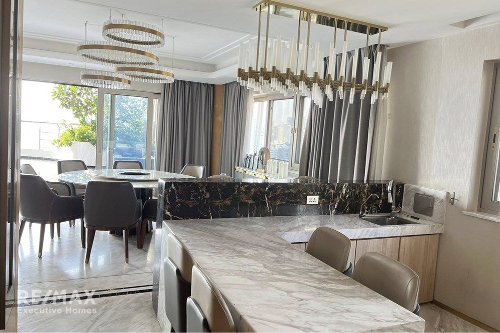 Luxury 371sqm Sky Villa with Private Pool for Rent at Le Raffine 24, 10 mins Walk to BTS Phrom Phong 6