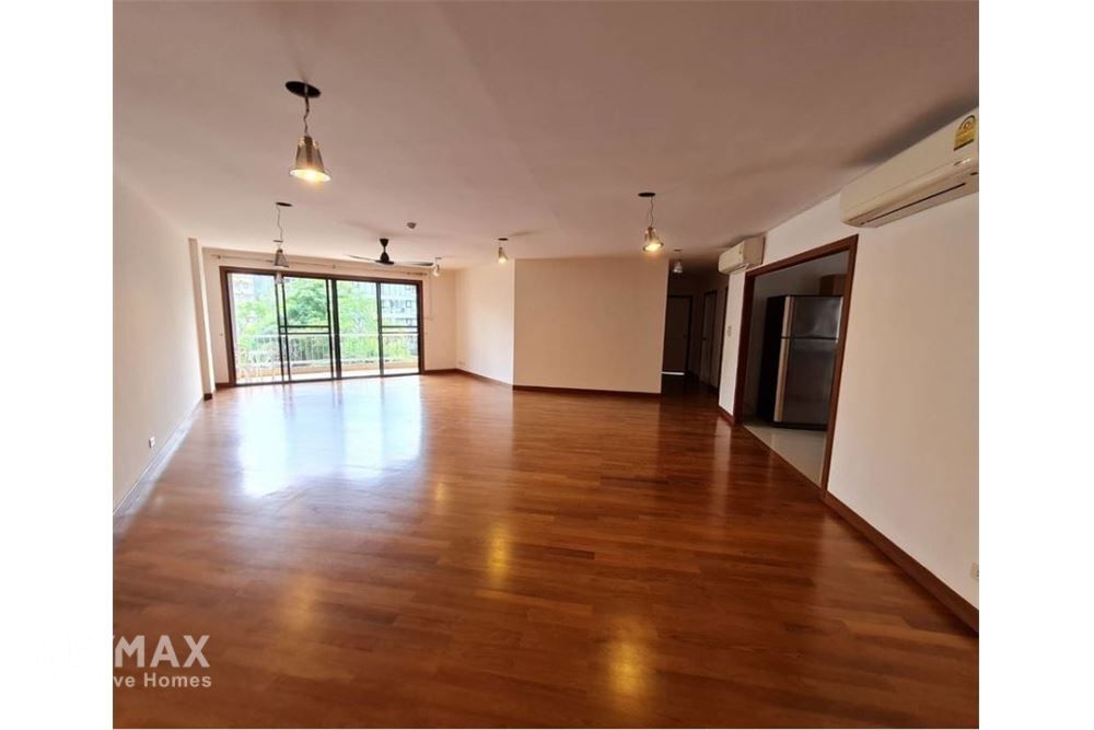 3BR Condo for Rent at 85K in Sathorn Soi 1 - 230sqm with Wood Floors & Cat-Friendly 2