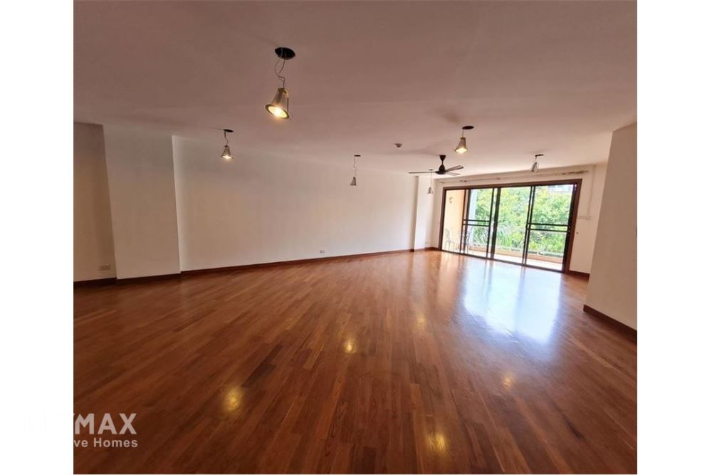 3BR Condo for Rent at 85K in Sathorn Soi 1 - 230sqm with Wood Floors & Cat-Friendly 6