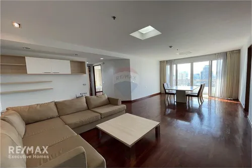 2br-condo-for-rent-at-sukhumvit-24-or-160sqm-or-high-floor-and-cat-friendly-or-14-mins-walk-to-bts-phrom-phong-920071001-15379