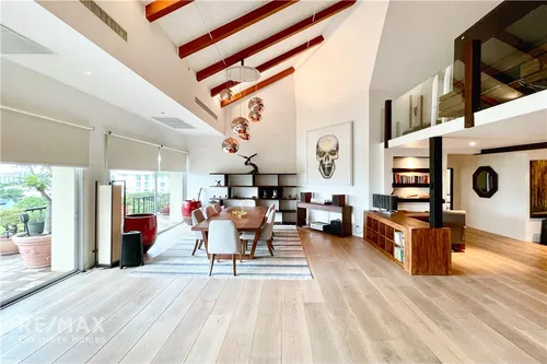 spacious-4-bedroom-penthouse-with-maids-quarters-in-phromphong-920071001-15768