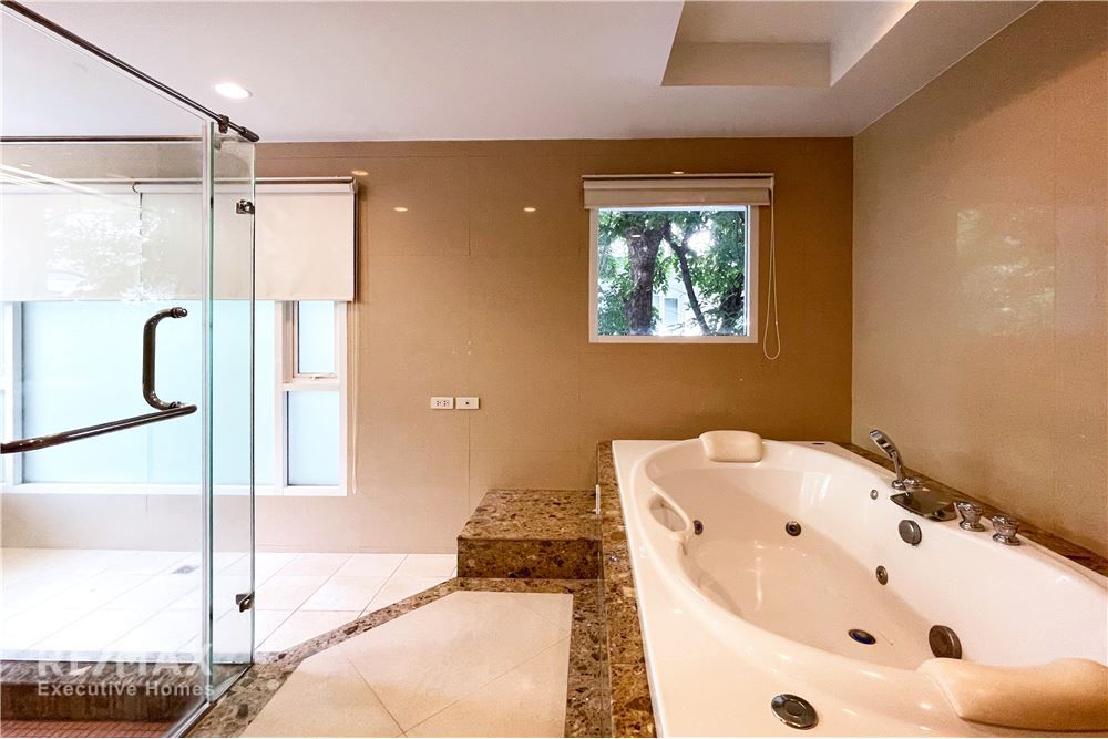 Luxuriöse 400 qm Villa mit privatem Pool zu vermieten in Sukhumvit 36 - Haustierfreundlich 26