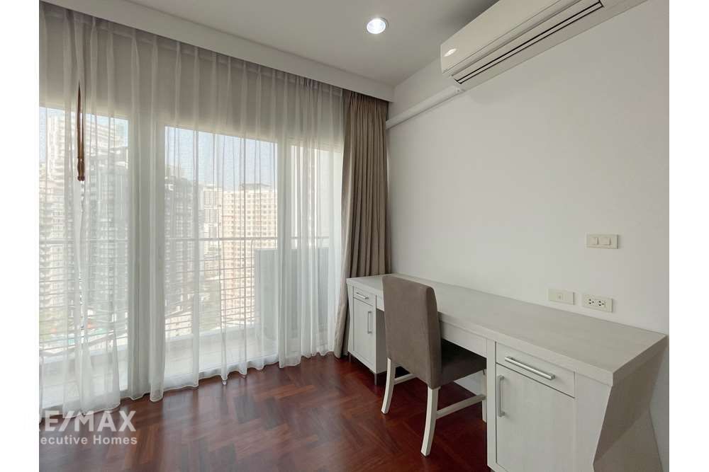 Modern Condo with Spectacular City Views in Downtown 7