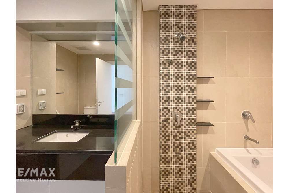 4BR Condo for Rent in Ekkamai - 280sqm with Huge Balcony & Pet-Friendly 19