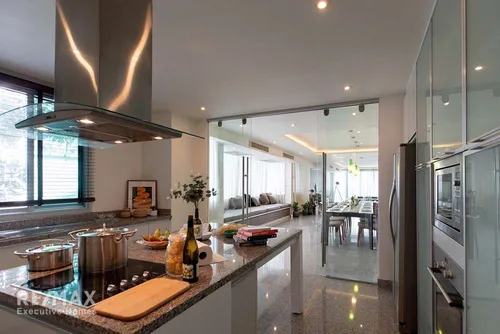 modern-condo-in-prime-location-920071001-15933