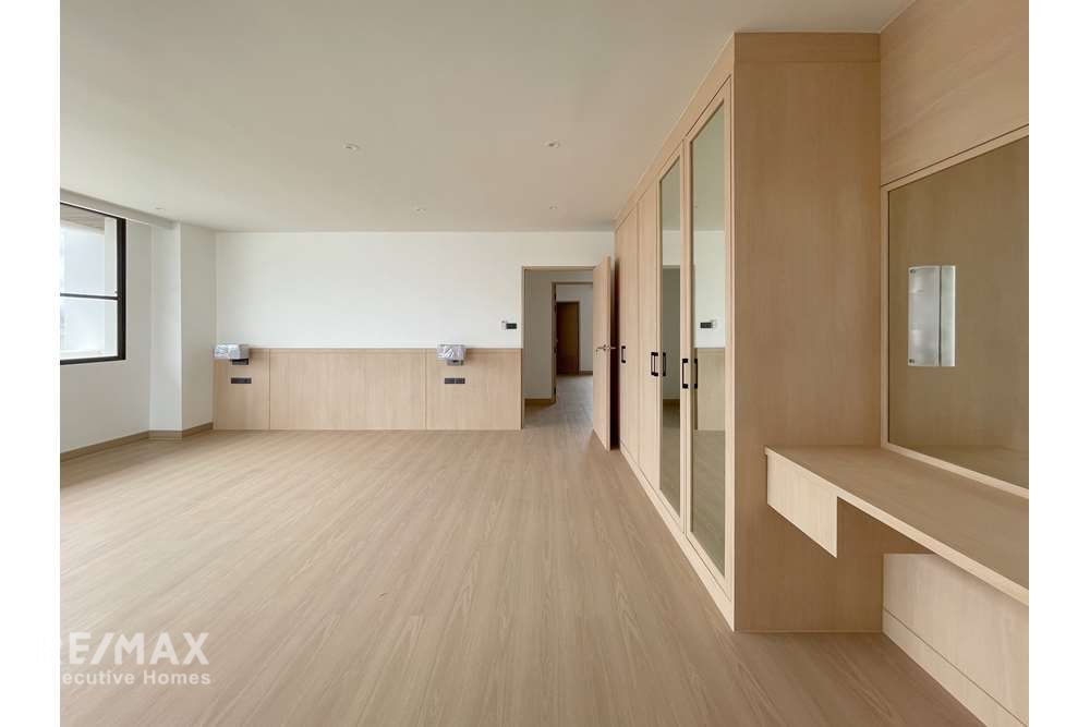 For Rent: 4BR Muji-Renovated Condo in Thong Lo - 260sqm, 95K 12