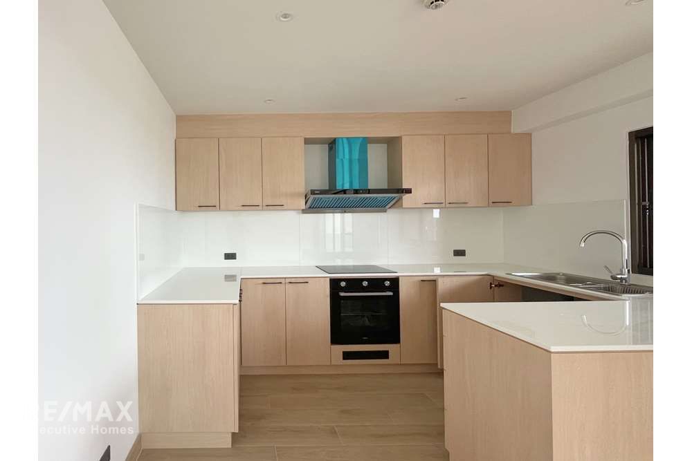 For Rent: 4BR Muji-Renovated Condo in Thong Lo - 260sqm, 95K 4