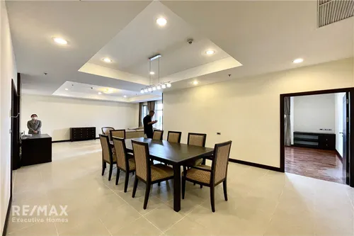 pet-friendly-3-bedroom-condo-with-maids-quarters-near-bts-asoke-high-floor-with-city-views-920071001-15981