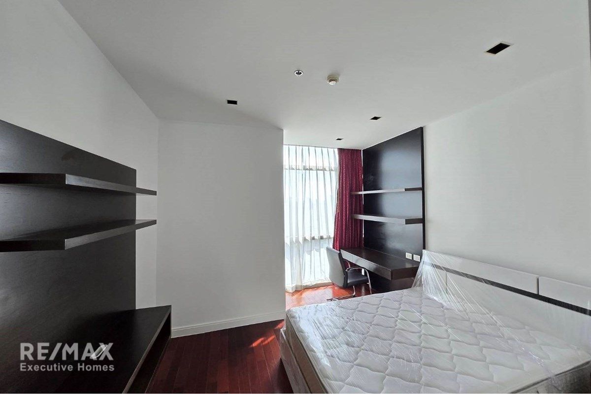Luxuriöses 31-SZ Sky Home in der Athenee Residence - 215 m², 38. Etage, 4 Gehminuten zur BTS Phloen Chit. 6