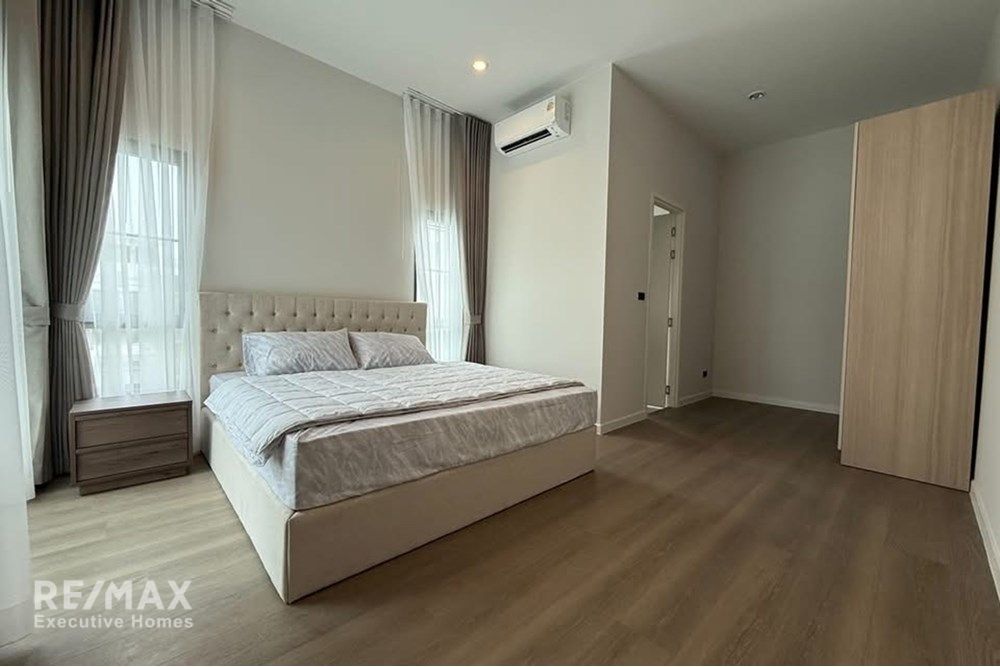 Luxurious 4BD Home with Pool in Bang Na, Bangkok! 4